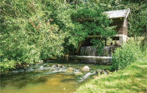 Three-bedroom Holiday Home In Tomelilla