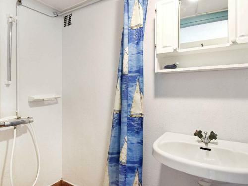 Four-bedroom Holiday Home In S�len