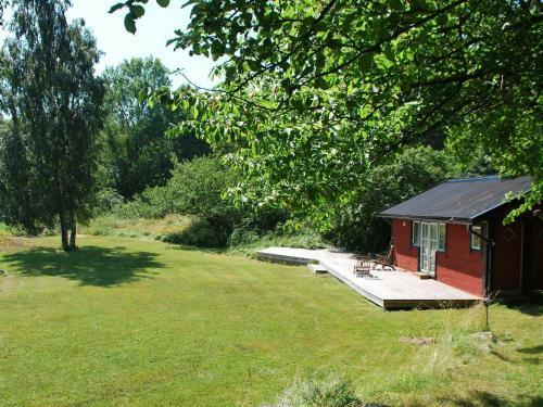 Two-bedroom Holiday Home In Nyn�shamn