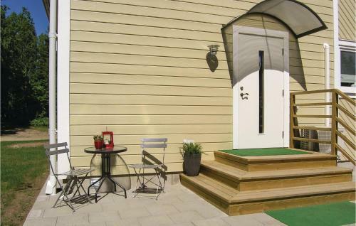 Two-bedroom Holiday Home In Bolmso