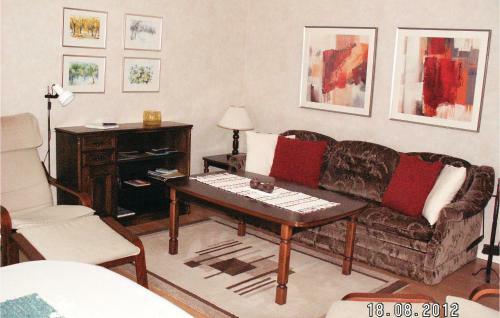 Three-bedroom Holiday Home In Ed
