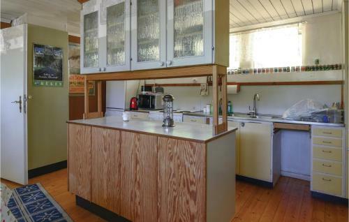 Two-bedroom Holiday Home In Hovas