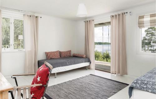 Three-bedroom Holiday Home In Bodafors
