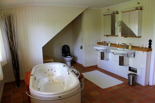 Villa �kag�rdens Lodge
