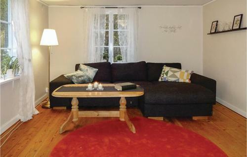 Two-bedroom Accommodation In Holmsjo
