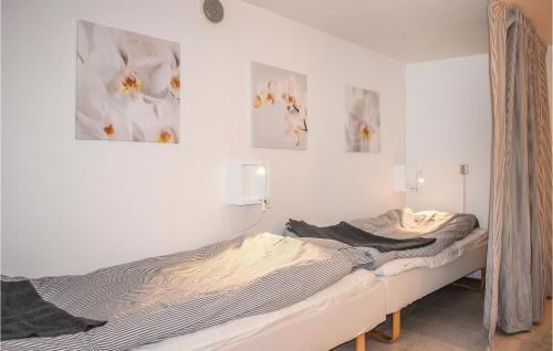One-bedroom Holiday Home In Hollviken