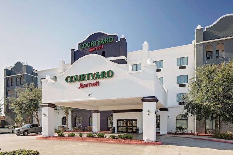 Hotel Courtyard Houma
