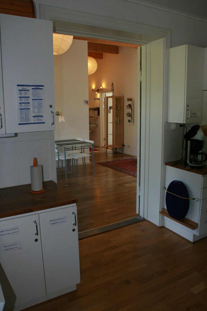 Hallands�sen Hostel & B&B