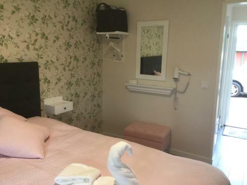 Hostal Bed And Breakfast Fyra H�star