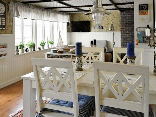 Two-bedroom Holiday Home In �dsm�l