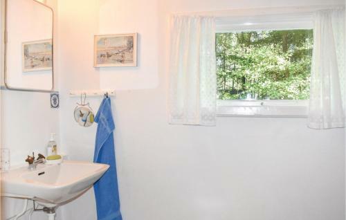 Three-bedroom Holiday Home In Tjornarp