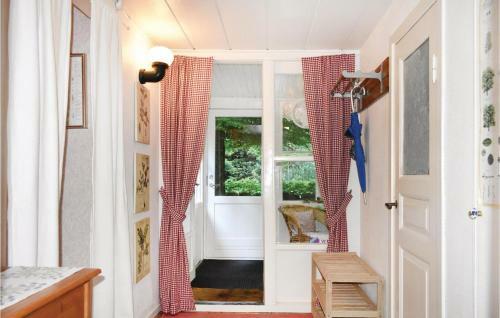 Three-bedroom Holiday Home In Tjornarp