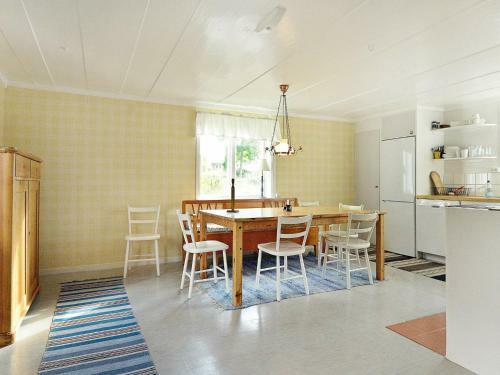 Two-bedroom Holiday Home In V�dd� 2