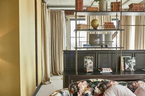 Steam Hotel