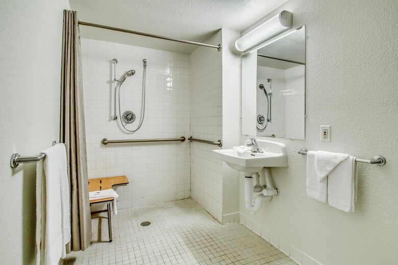 Motel 6 Buffalo - Amherst