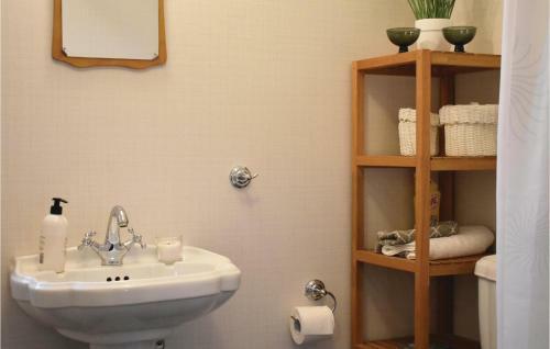 One-bedroom Holiday Home In Sturko