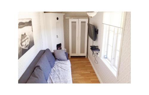 One-bedroom Holiday Home In Vikbolandet