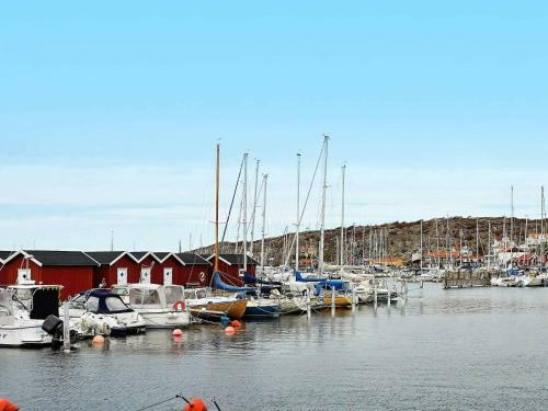 Holiday Home Bohus-bj�rk�
