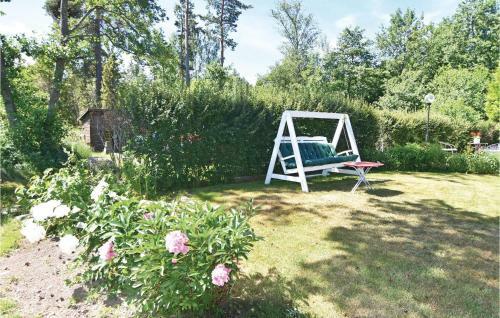 Two-bedroom Holiday Home In Lidkoping