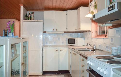 Two-bedroom Holiday Home In Lammhult