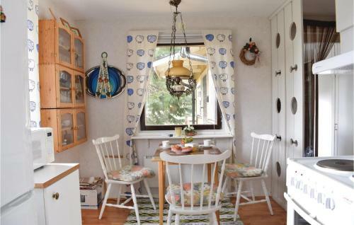 Three-bedroom Holiday Home In Farosund