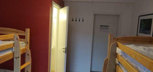 Abisko Net Hostel & Huskies
