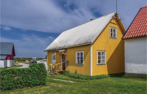 Three-bedroom Holiday Home In Katthammarsvik