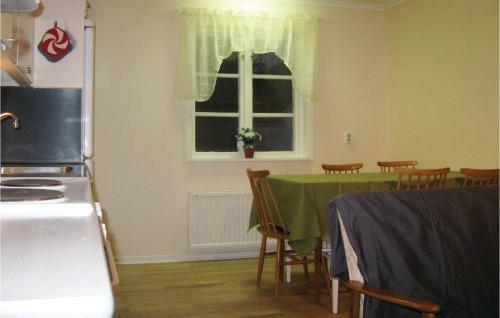 Three-bedroom Holiday Home In Katthammarsvik