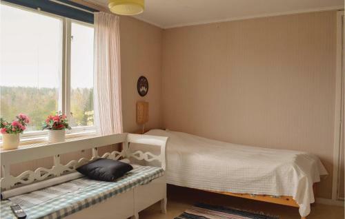 Three-bedroom Holiday Home In Almesboda