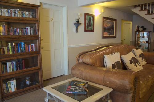 Bed & Breakfast Black Bear Manor
