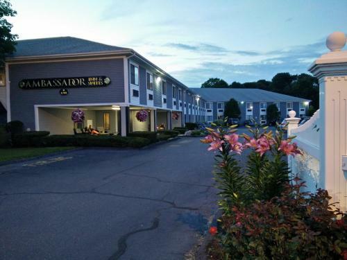 Hotel Ambassador Inn And Suites