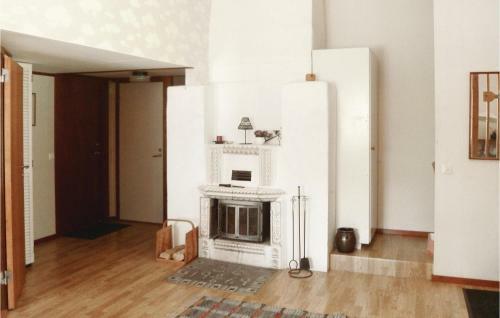 Two-bedroom Holiday Home In Rottne