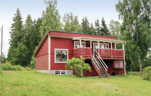 Two-bedroom Holiday Home In Rottne