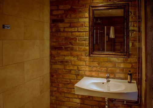 Hotel Lydinge Resort
