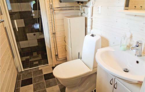 Two-bedroom Holiday Home In Simlangsdalen