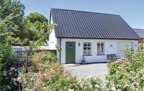 One-bedroom Apartment In Glemmingebro