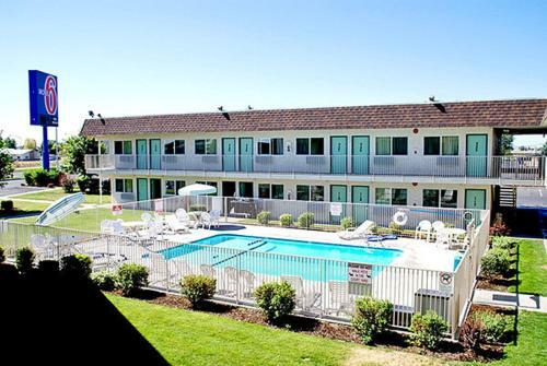 Motel 6 Moses Lake