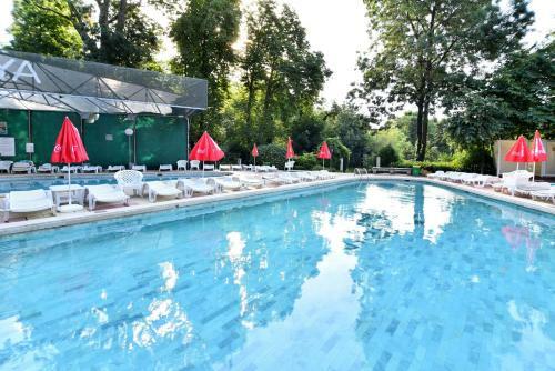 Hotel Estreya Palace