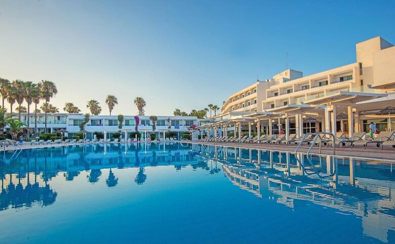 Hotel Dome Beach Resort