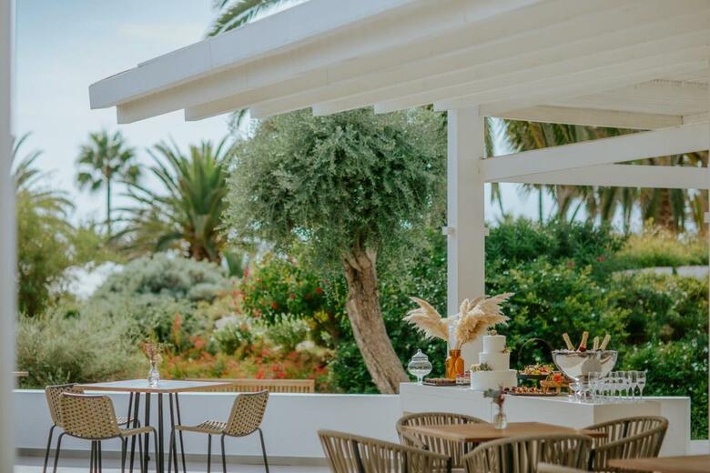 Hotel Nissi Beach