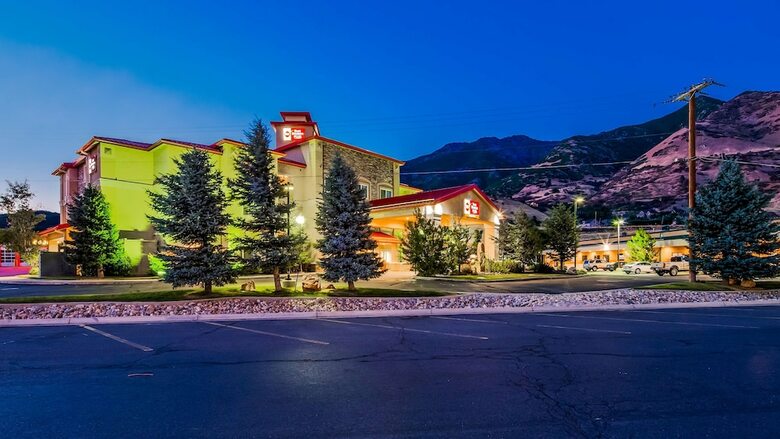 Hotel Best Western Plus Canyon Pines