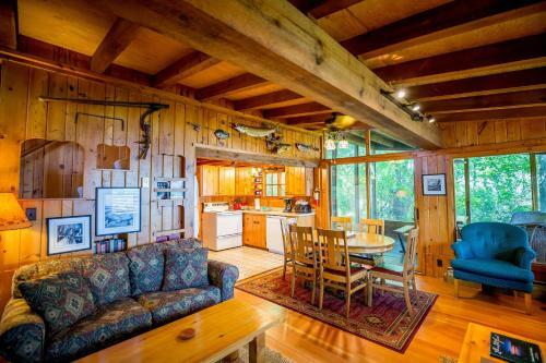 Hotel Ludlow's Island Resort