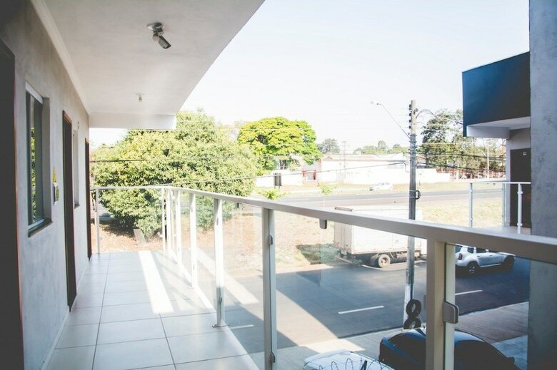 Leati's Hotel
