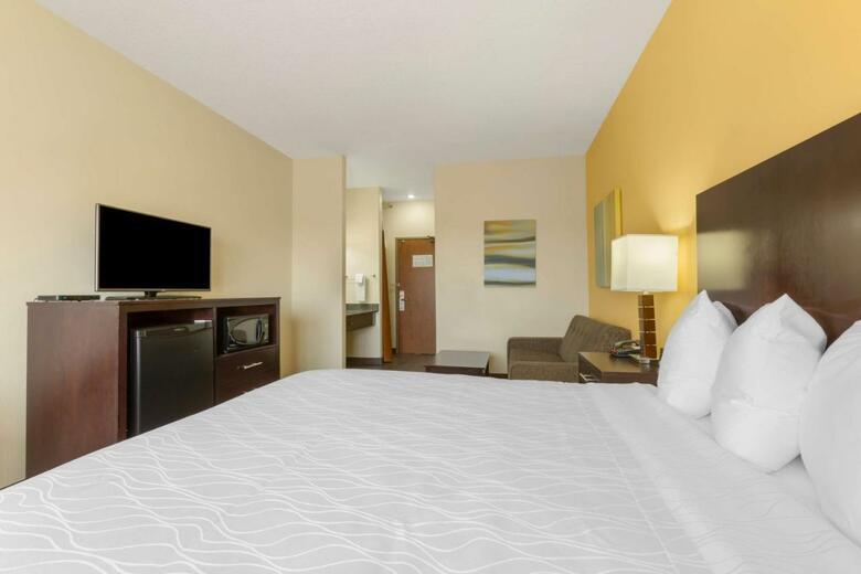 Motel Four Corners Inn