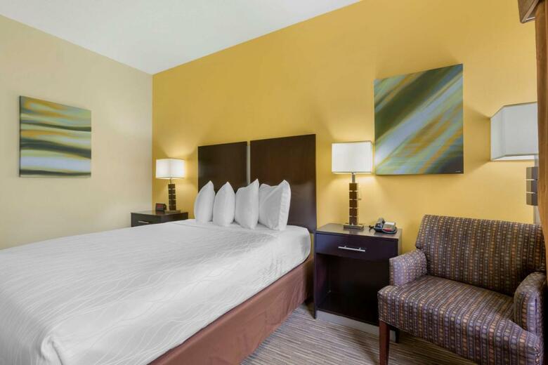 Motel Four Corners Inn