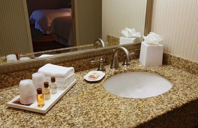Hotel Sheraton Suites Columbus