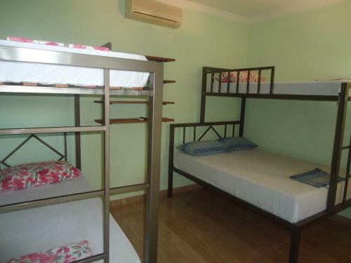 Hostal Menina Mo�a Suites