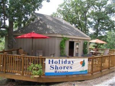 Holiday Shores Resort