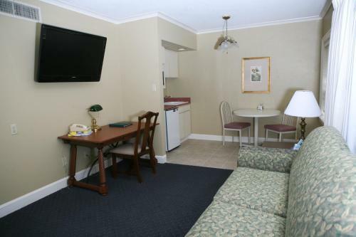 Hotel Senate Luxury Suites