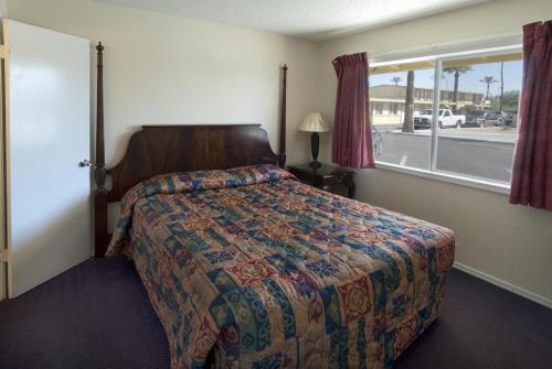 Hotel American Executive Inn